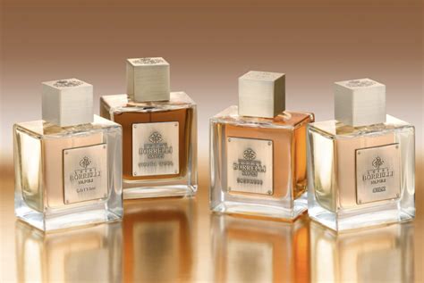 Italian touch for fragrances .